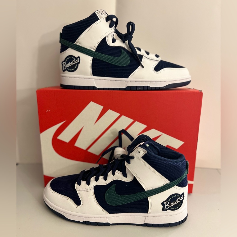 Nike Dunk Hi Prm Emb men’s size 11 not accepting low ball offers